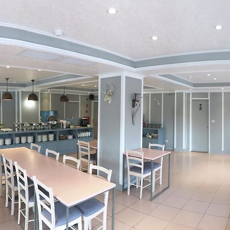 Wan Tai Hotel Kota Chiayi Bagian luar foto
