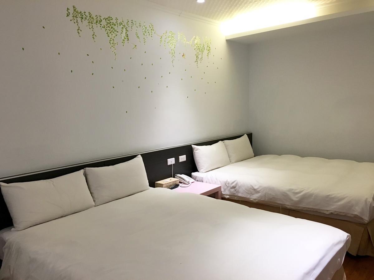 Wan Tai Hotel Kota Chiayi Bagian luar foto